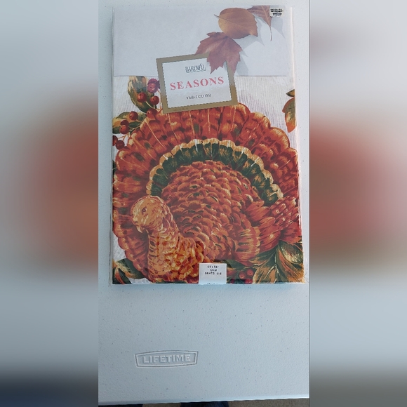 Harvest Oval New In Package Bardwil Thanksgiving Turkey Pumpkin Table Cloth - Picture 8 of 8